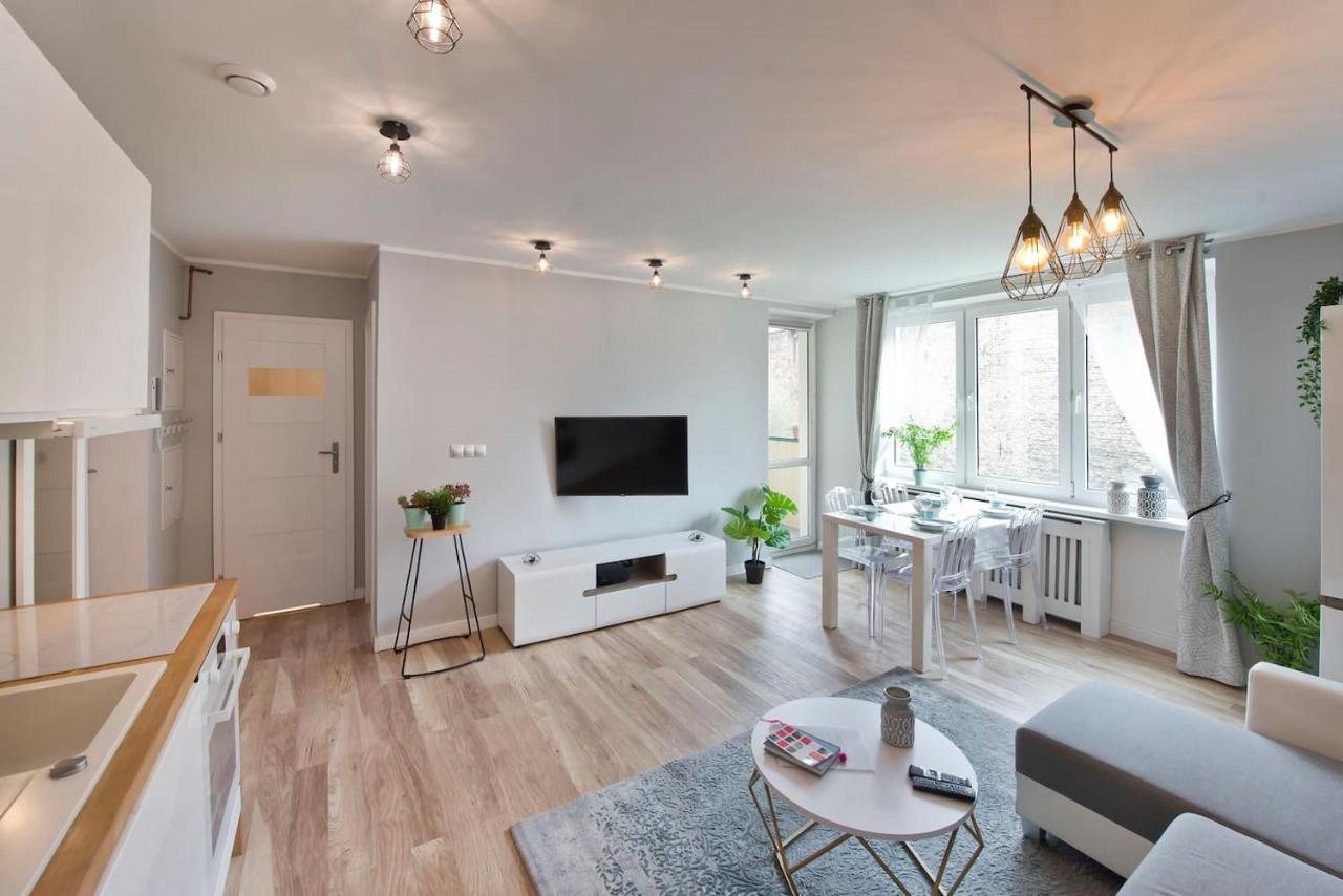 Stay Hip In Vibrant Centrally Located Apartment In Old Town Gdańsk Exteriör bild